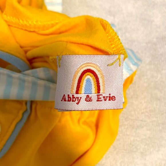 Abby & Evie Romper Overall Yellow Light Blue White “Bee Happy” with Buttons 12m - Picture 4 of 5